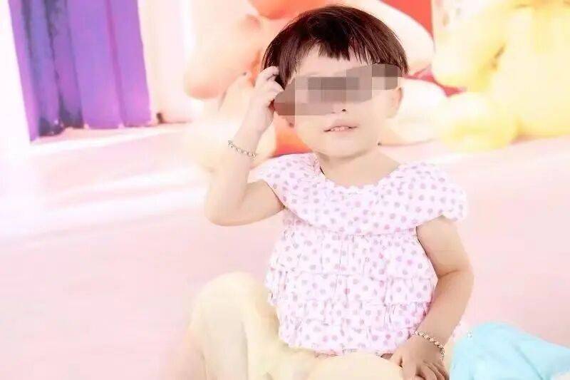 虐待女童致死的生父称愿接受死刑,这背后到底藏着什么? 虐待女童致死的生父称愿接受死刑,这背后到底藏着什么?