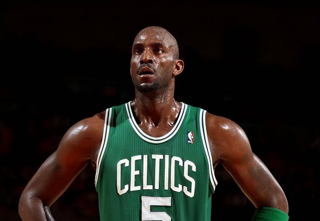 凯文·加内特场均得分,数据背后那个疯狂的大个子 凯文·加内特场均得分,数据背后那个疯狂的大个子